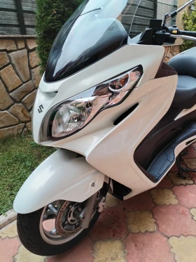 Suzuki Burgman 400i 10G КАТО НОВ!!! , снимка 10