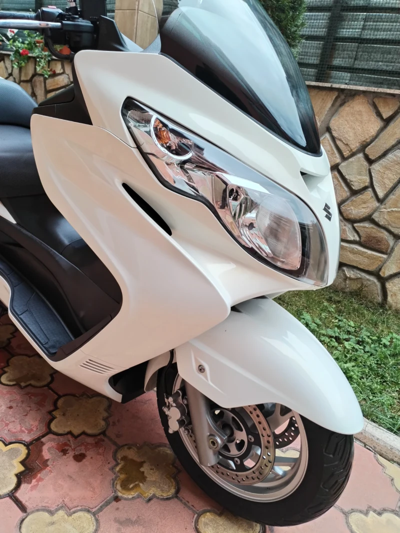 Suzuki Burgman 400i 10G КАТО НОВ!!! , снимка 9 - Мотоциклети и мототехника - 52022070