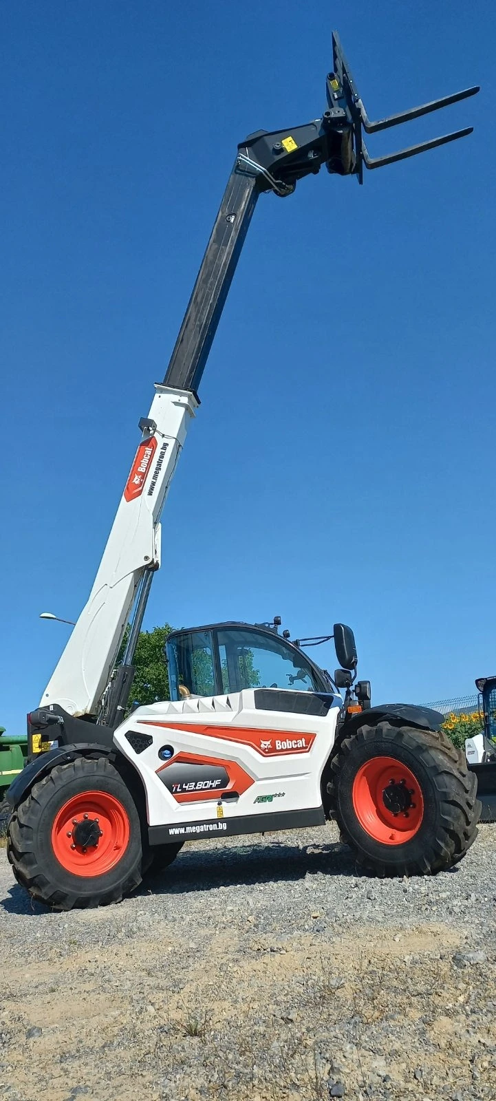 Телескопичен товарач Bobcat TL43.80HFR_A3* , снимка 1 - Селскостопанска техника - 41369689