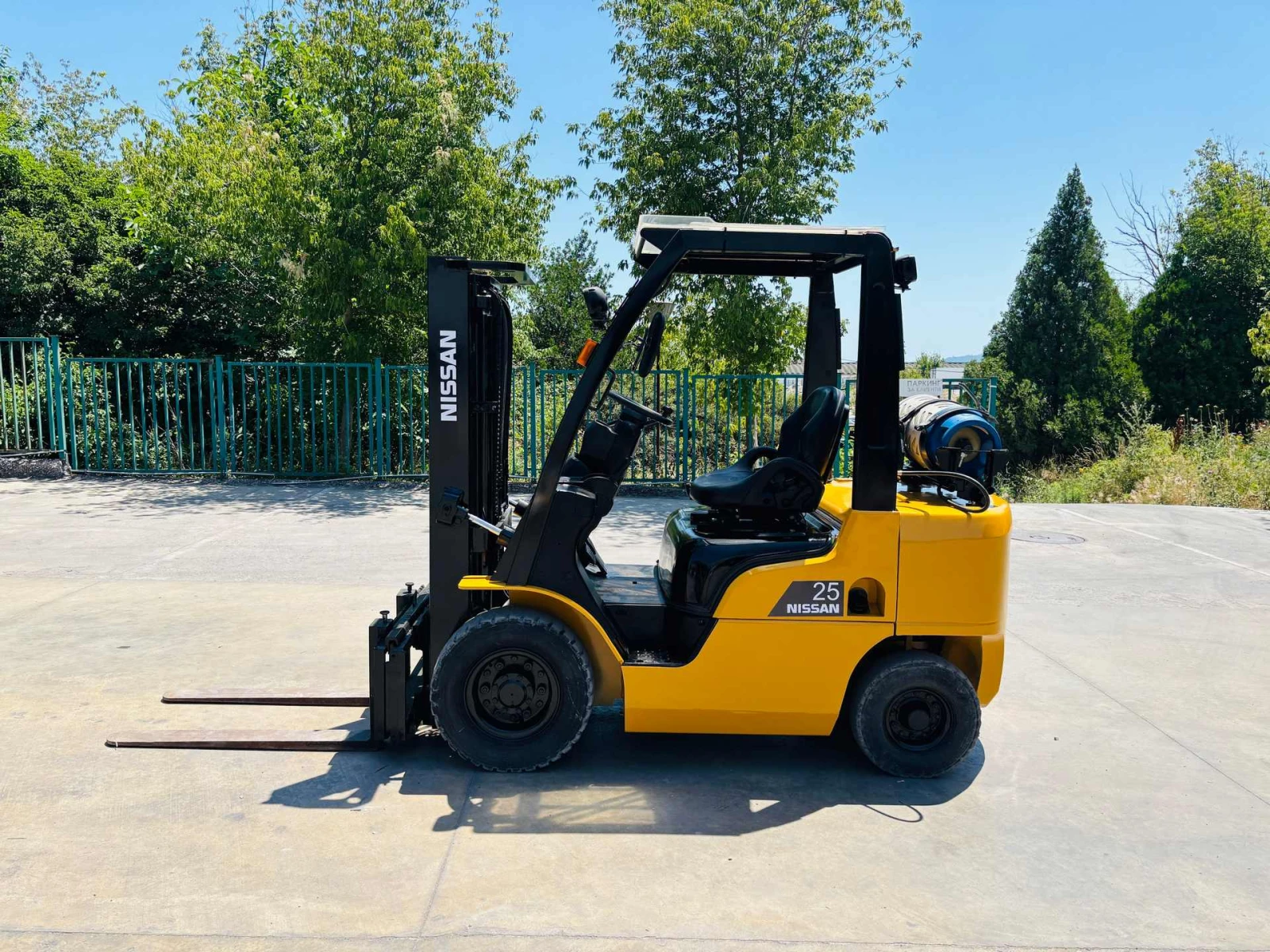  Nissan  ,  | Mobile.bg   3