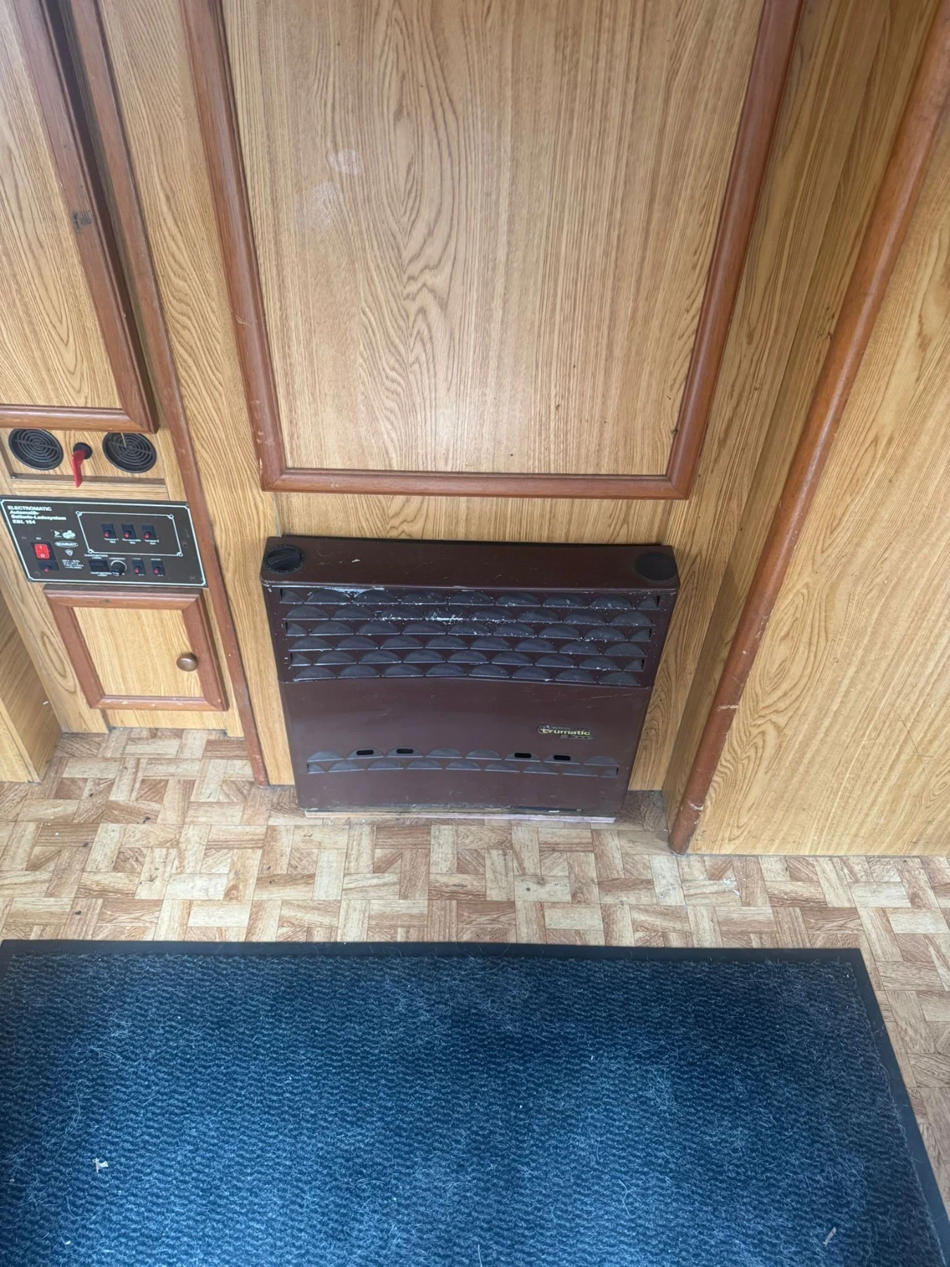 Кемпер Dethleffs Фиат, снимка 11 - Каравани и кемпери - 53852442