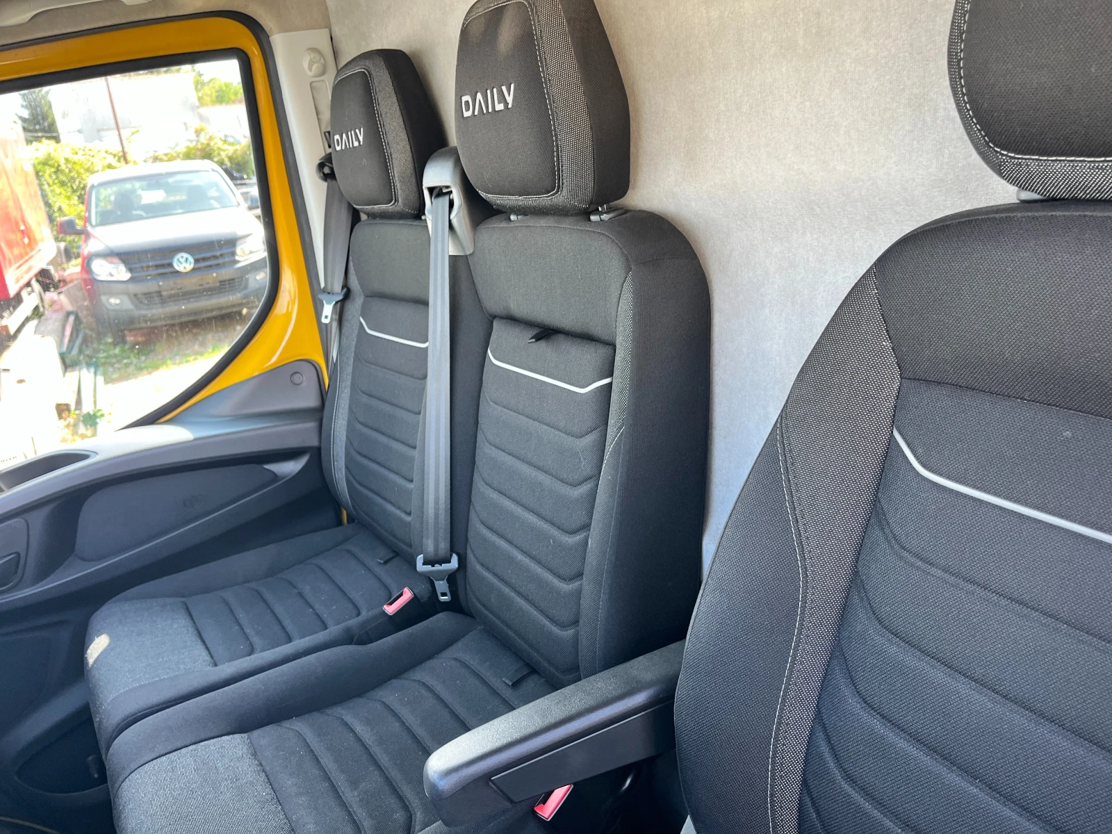Кемпер Mercedes-Benz 35C18 HiMatic + KЛИМАТРОНИК, снимка 8 - Каравани и кемпери - 56156423