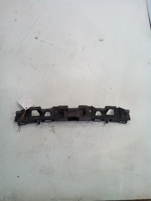 среден водач задна броня за  Рено Меган 2 врати