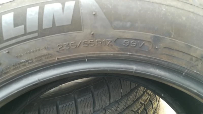 Гуми Летни 235/55R17, снимка 9 - Гуми и джанти - 26825421