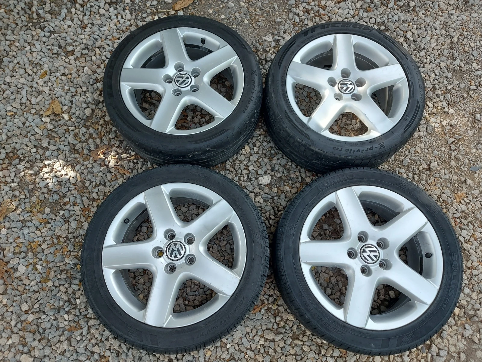 Гуми с джанти 225/45R17 за VW | Mobile.bg — изображение 1