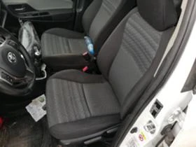 Toyota Yaris 1.33i, снимка 9