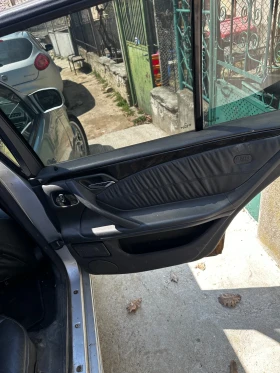 Mercedes-Benz E 220, снимка 5