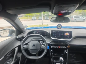 Peugeot 2008 ALLURE 1.2 ГАРАНЦИЯ до 10.2028, снимка 10