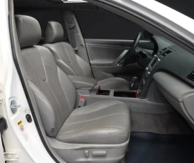 Toyota Camry 2.4 Хибрид, снимка 9