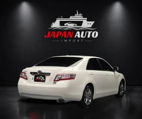 Toyota Camry 2.4 Хибрид, снимка 2