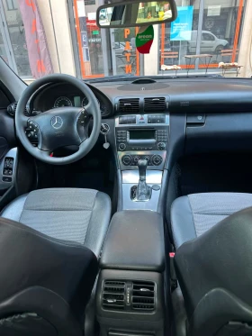 Mercedes-Benz C 220, снимка 4