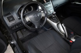 Toyota Auris 1.4 D4D , снимка 7
