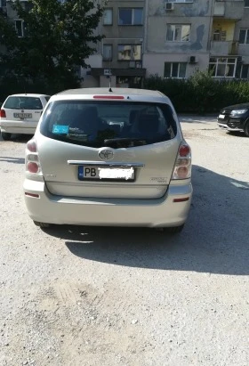 Toyota Corolla verso 2.2.D, снимка 2