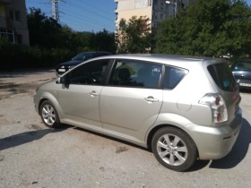 Toyota Corolla verso 2.2.D, снимка 3