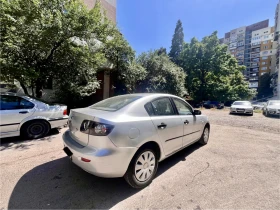 Обява за продажба на Mazda 3 Газ.инж/Клима/Ел.Пакет/Нова от БГ Реални Км ~2 999 лв. - изображение 1