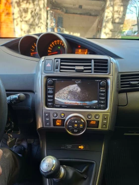 Toyota Verso 2.2 - 4300 € / 8410.07 лв. - 10563011 9