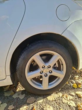 Toyota Verso 2.2 - 4300 € / 8410.07 лв. - 10563011 4