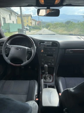Volvo V40 2.0T - 2850 € / 5574.12 лв. - 71926467 6