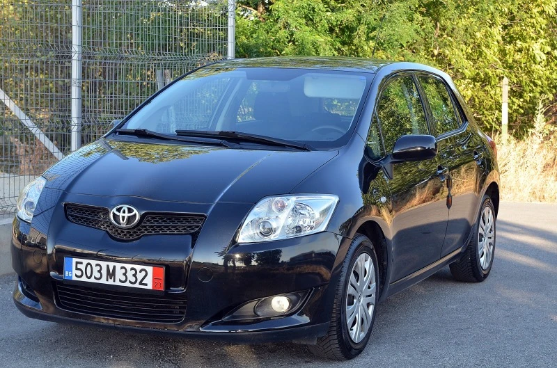 Toyota Auris ПРОДАДЕНА , снимка 3 - Автомобили и джипове - 41676579