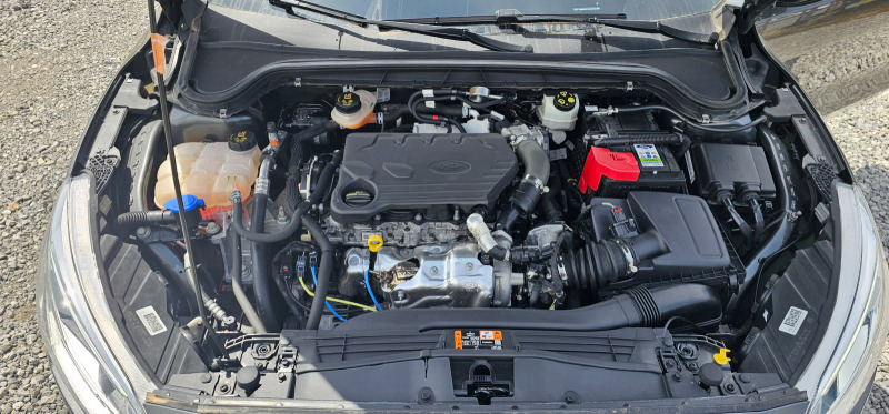 Ford Focus 1.5 EcoBlue Titanium 120 hp, снимка 15 - Автомобили и джипове - 46354882