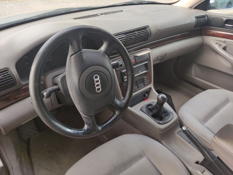 Audi A4, снимка 8 - Автомобили и джипове - 46475174