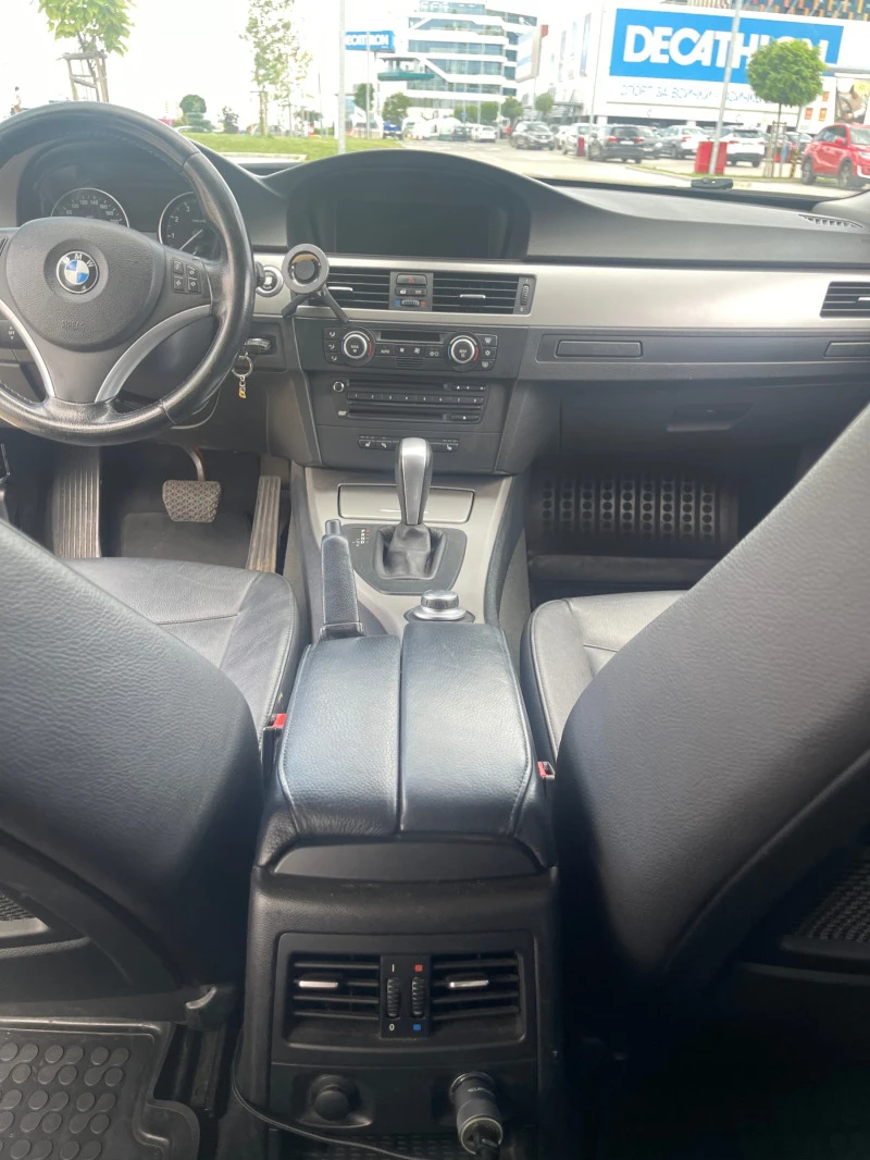 BMW 325 XI, снимка 12 - Автомобили и джипове - 47220872