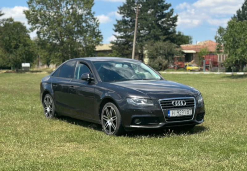 Audi A4 2.0tdi, снимка 8 - Автомобили и джипове - 47033593