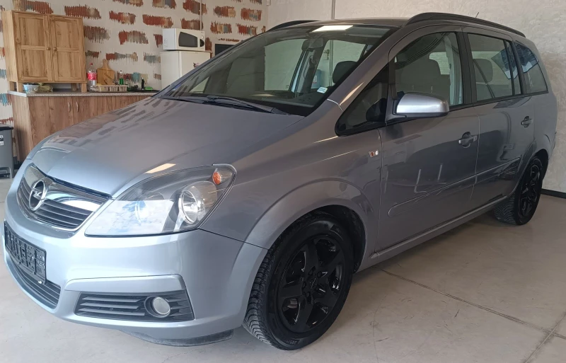 Opel Zafira 1.6 ГАЗ, снимка 2 - Автомобили и джипове - 47341935