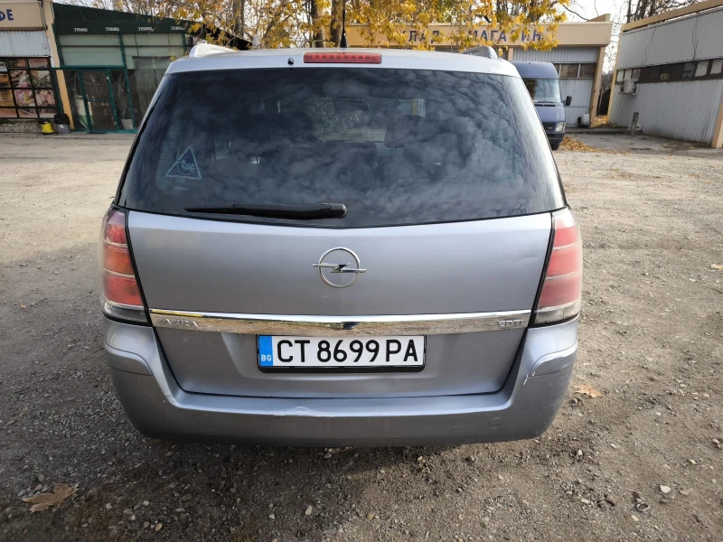 Opel Zafira, снимка 4 - Автомобили и джипове - 48307132