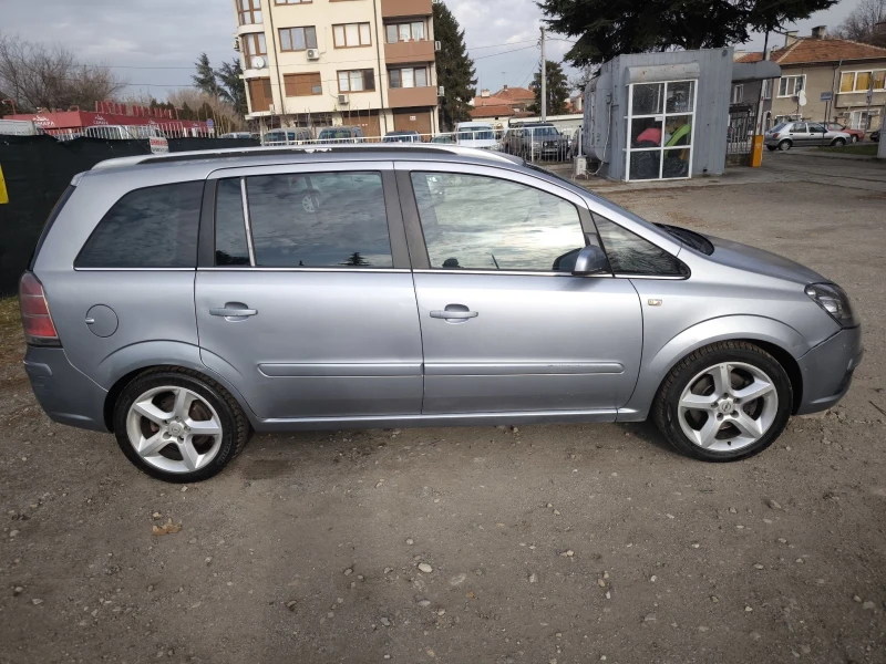 Opel Zafira, снимка 3 - Автомобили и джипове - 48307132