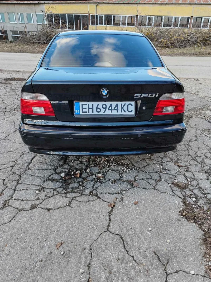 BMW 520, снимка 5 - Автомобили и джипове - 49450962