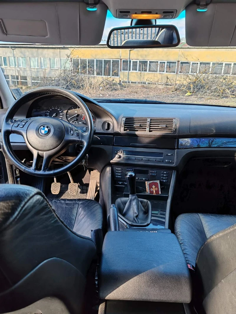 BMW 520, снимка 12 - Автомобили и джипове - 49450962