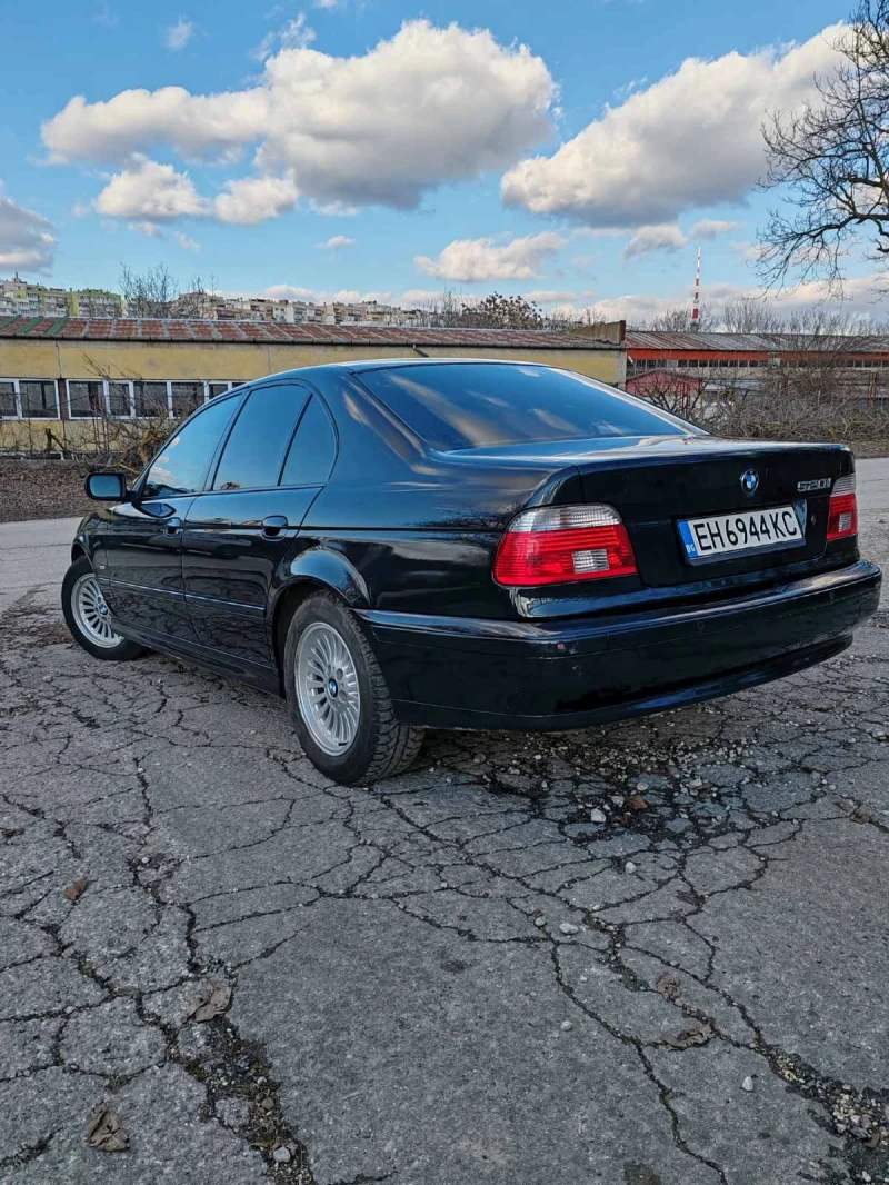 BMW 520, снимка 4 - Автомобили и джипове - 49450962