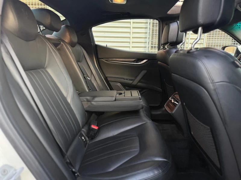 Maserati Ghibli 3.0D premium, снимка 9 - Автомобили и джипове - 50394021