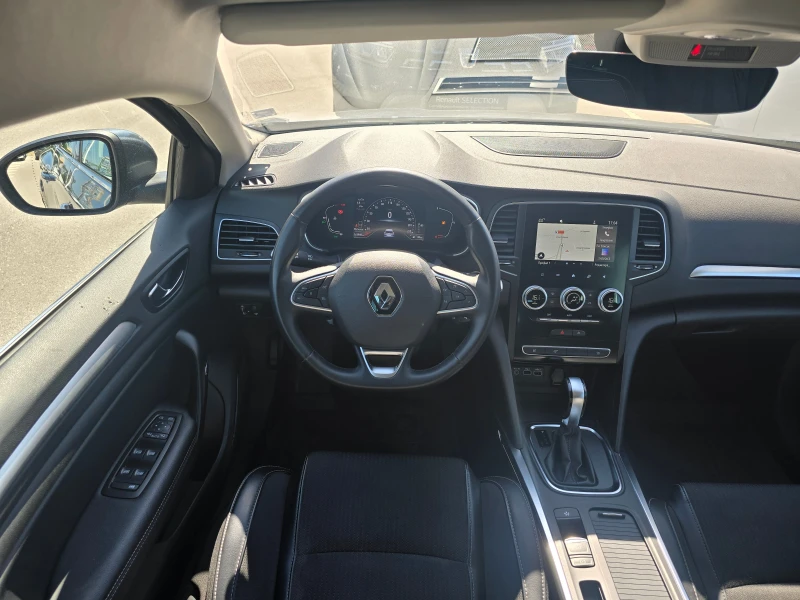 Renault Megane 1.3 Tce, снимка 10 - Автомобили и джипове - 50909867