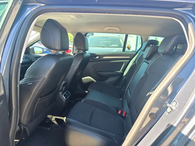 Renault Megane 1.3 Tce, снимка 7 - Автомобили и джипове - 50909867