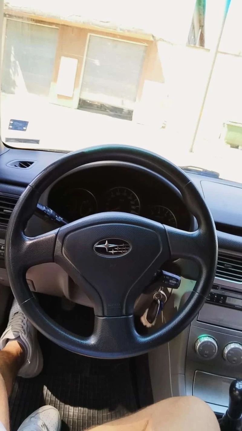 Subaru Forester 2.0, снимка 2 - Автомобили и джипове - 52506402