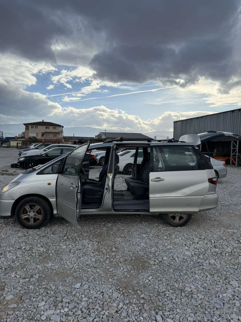Toyota Previa, снимка 7 - Автомобили и джипове - 52616725