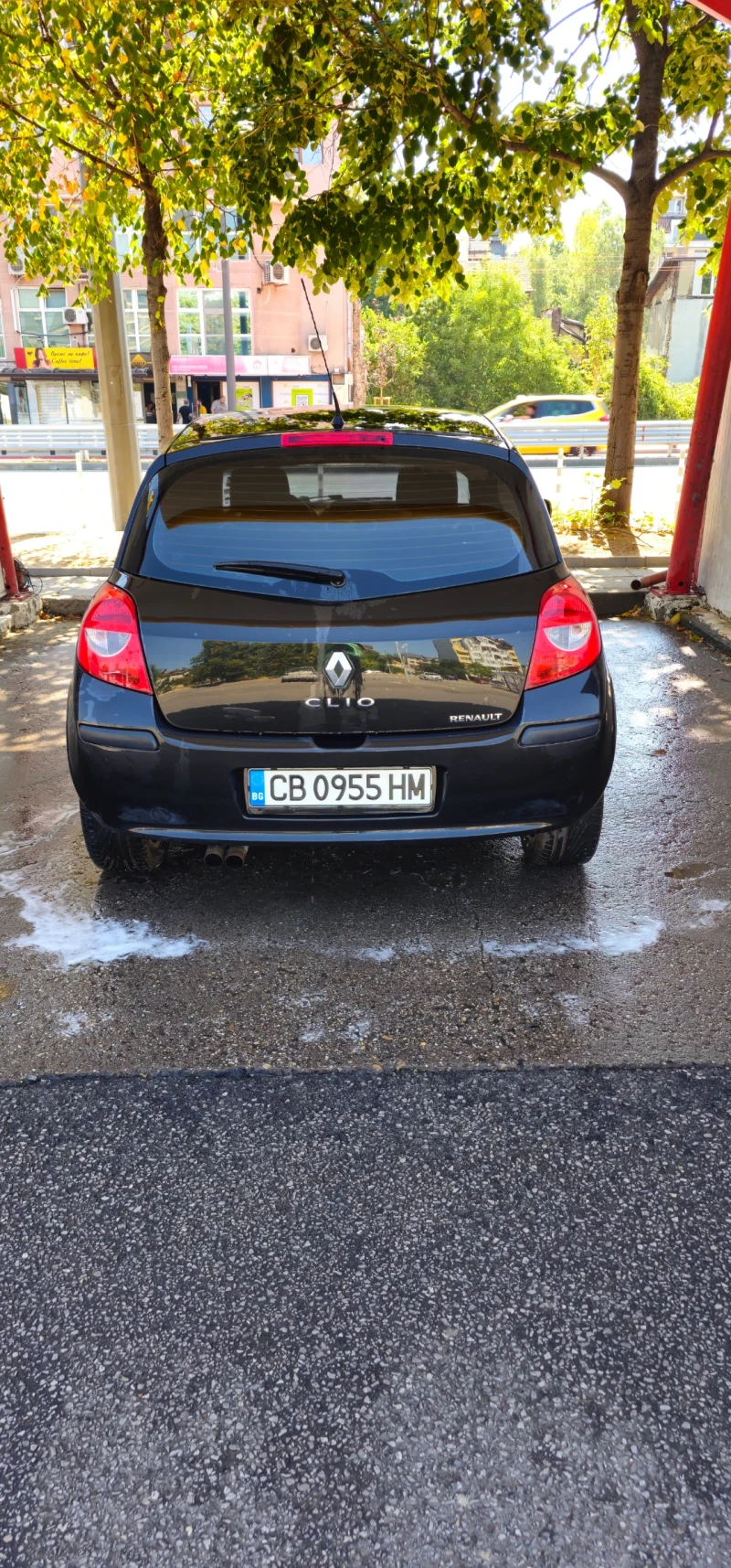 Renault Clio Clio 3, снимка 2 - Автомобили и джипове - 52792087