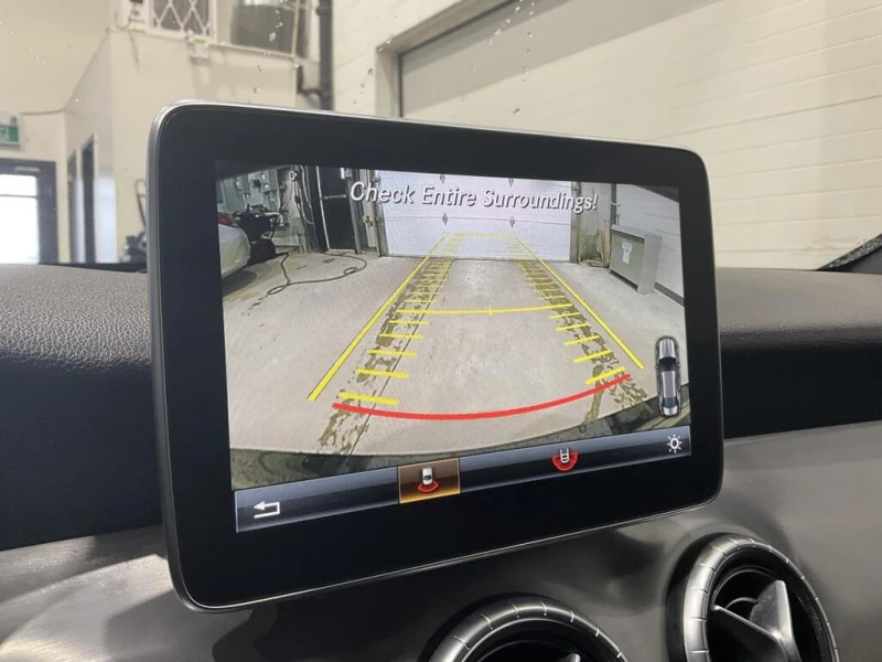 Mercedes-Benz CLA * CLA250 MAGS CAMERA RECUL NAVI BLUETOOTH CUIR * C, снимка 16 - Автомобили и джипове - 52868112