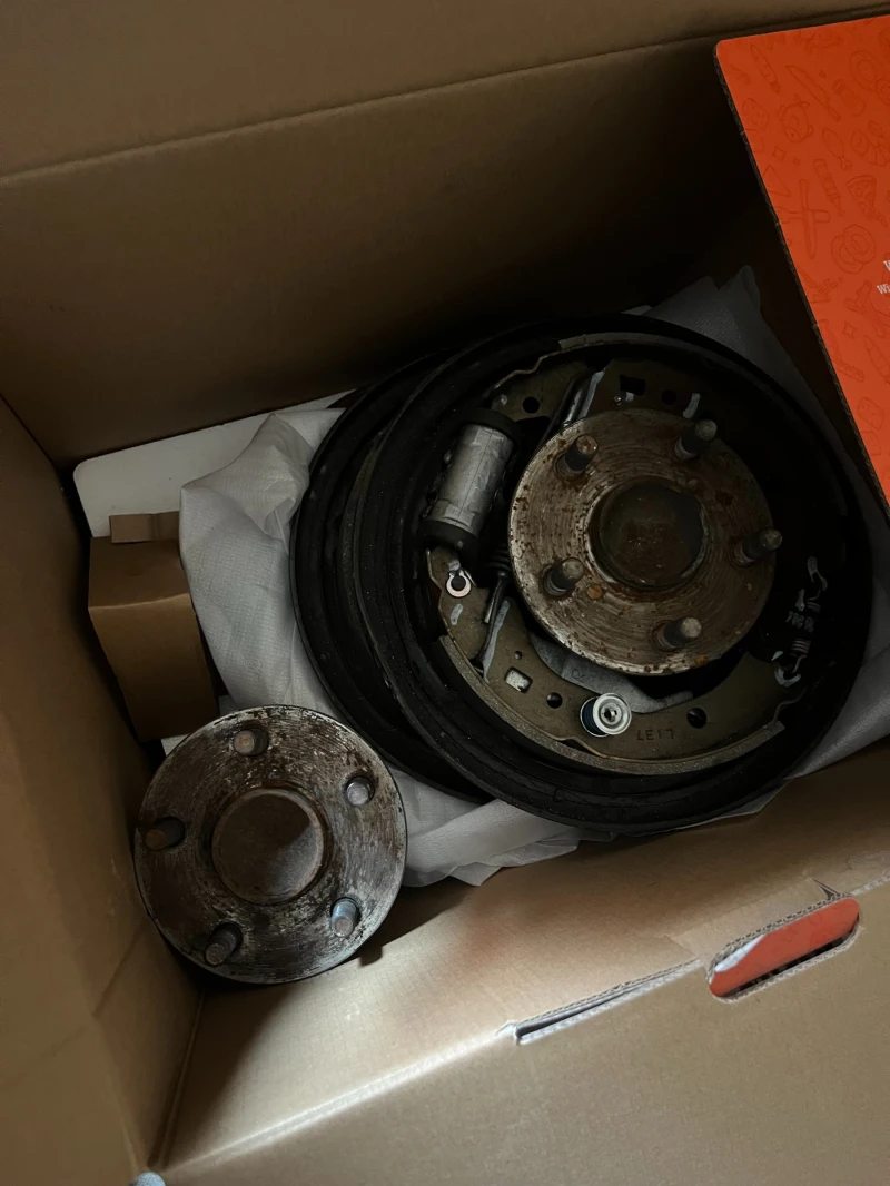 Toyota Corolla, снимка 13 - Автомобили и джипове - 52882253