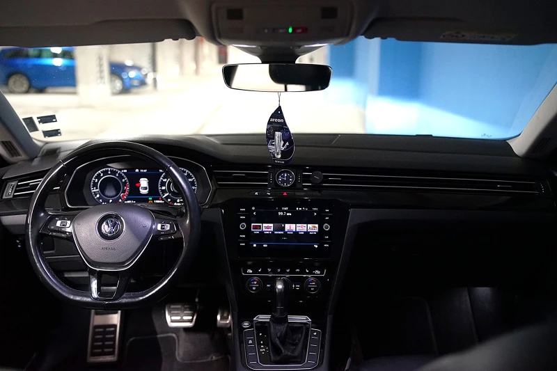 VW Arteon, снимка 10 - Автомобили и джипове - 53062239