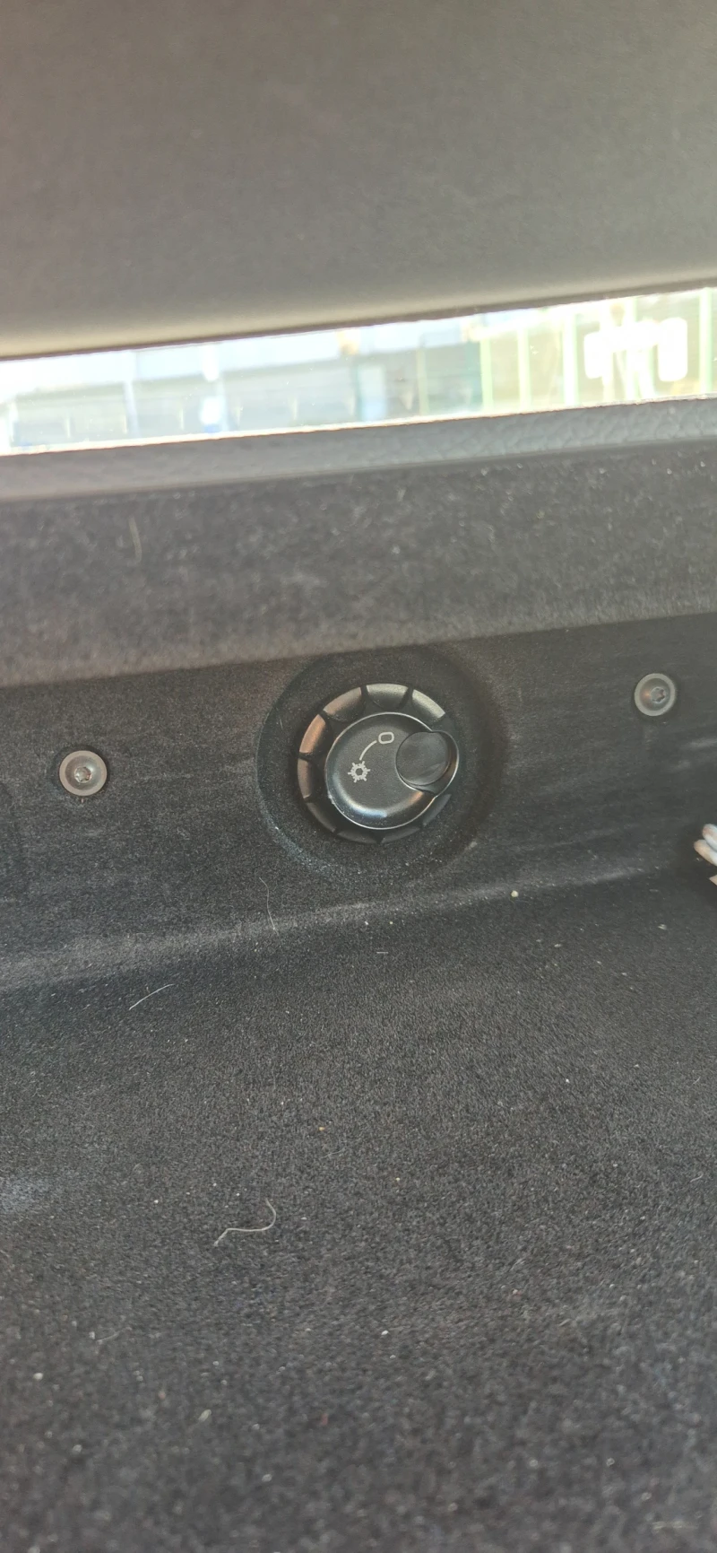 VW Multivan 2.0 Tdi, снимка 13 - Автомобили и джипове - 53240081