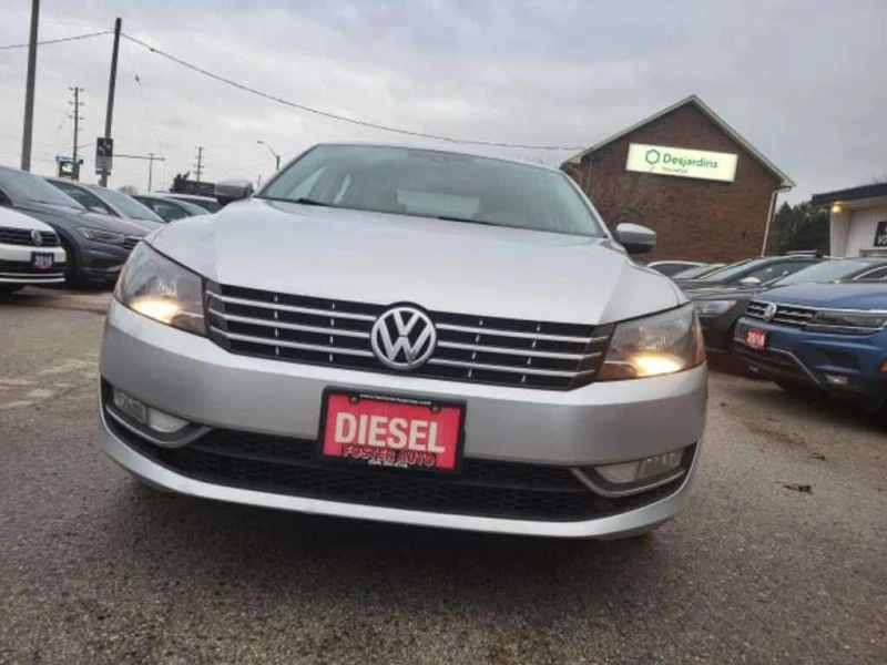 VW Passat * ACCIDENT FREE! TDI Trendline w/ Bluetooth * CARF, снимка 8 - Автомобили и джипове - 53529055