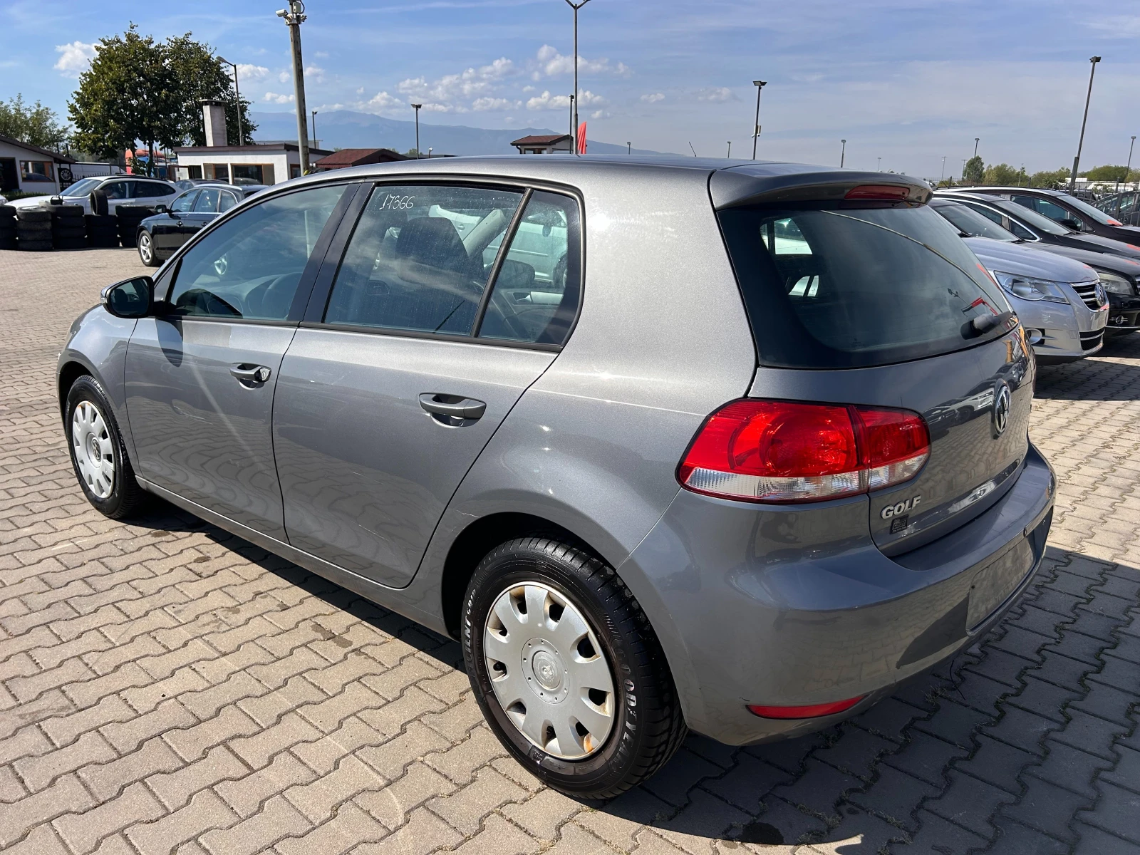 VW Golf 1.4i EURO 5 ЛИЗИНГ - изображение 8