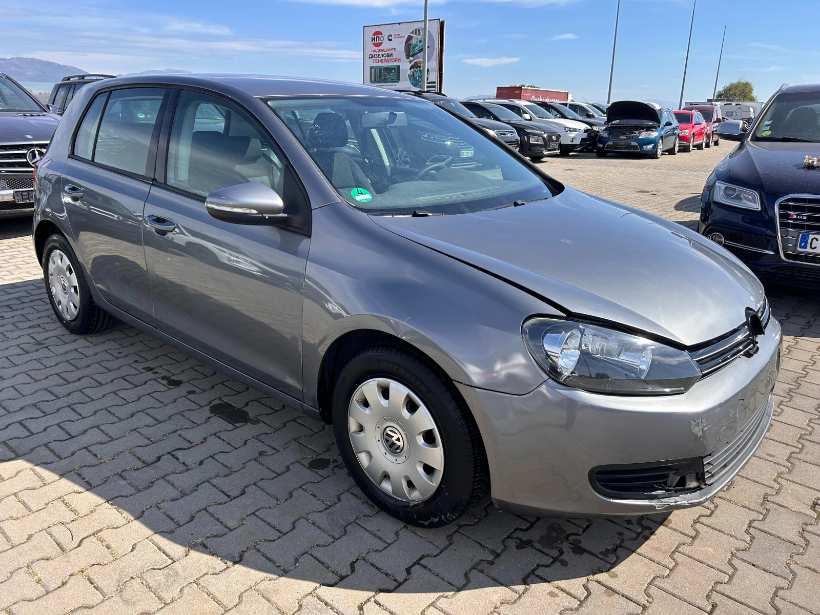 VW Golf 1.4i EURO 5 ЛИЗИНГ - изображение 4