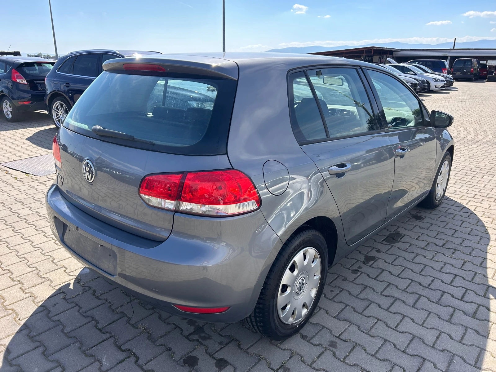 VW Golf 1.4i EURO 5 ЛИЗИНГ - изображение 6