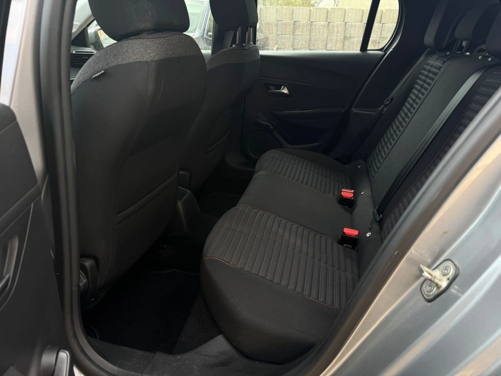 Peugeot 208 1.5 HDi - изображение 8