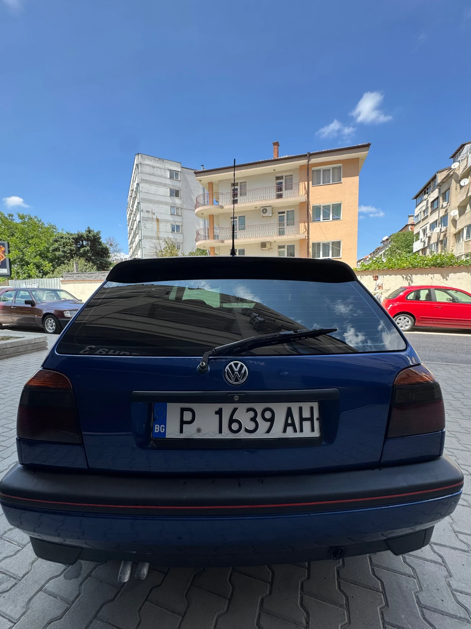 VW Golf 2.0 - изображение 7