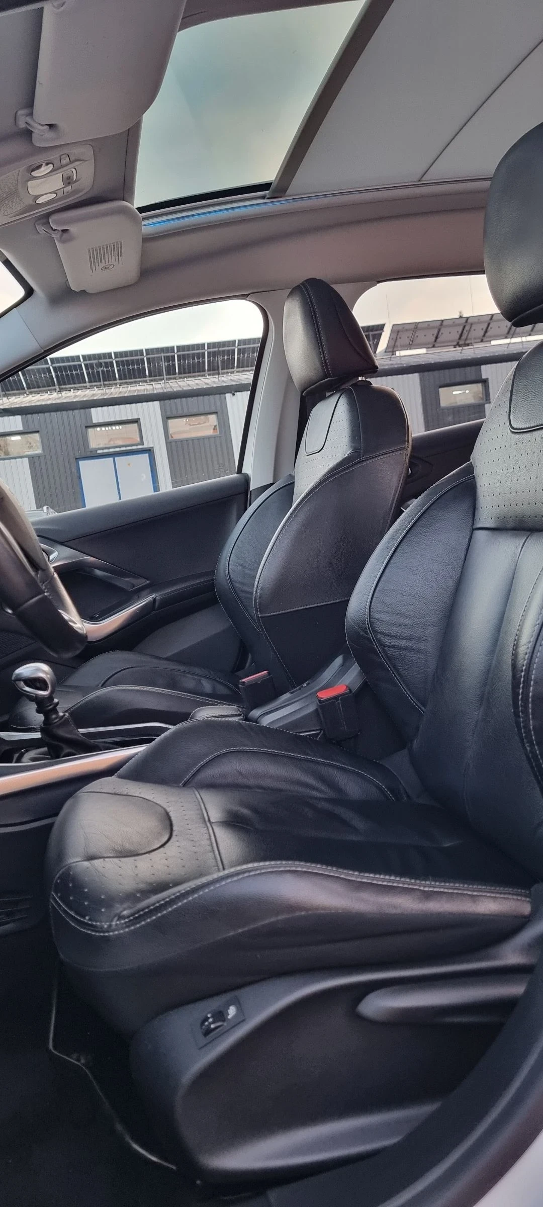 Peugeot 2008 1.6 e- hdi Feline Titane - изображение 10